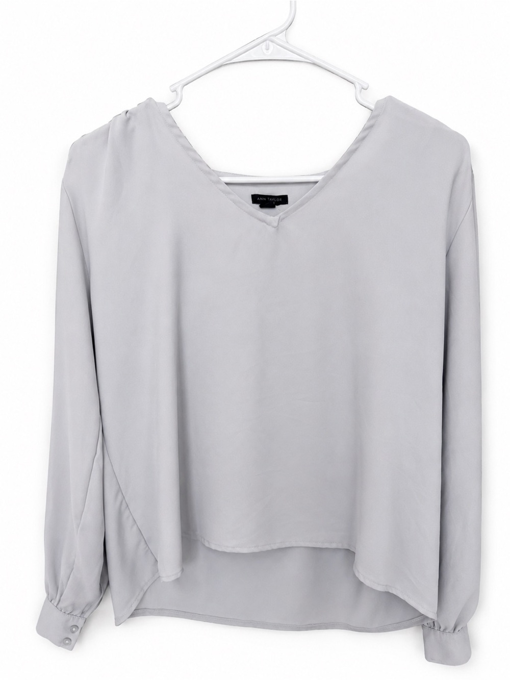 Ann Taylor Light Gray V-Neck Long Sleeve Blouse